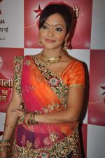 at Star Pariwar Diwali episodes red carpet in Mumbai on 13th Oct 2012 (26).JPG